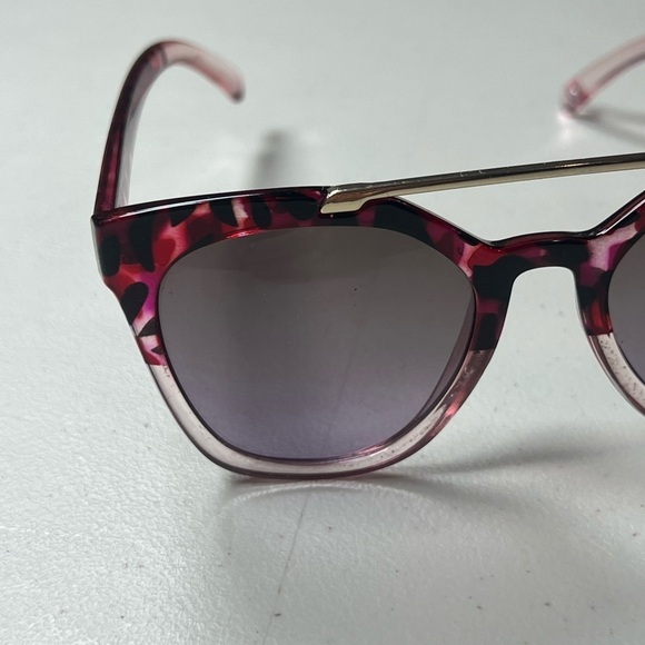 Betsey Johnson Tortoise Shell Geometric Retro Modern MCM Glasses Classic Chic - Picture 3 of 15